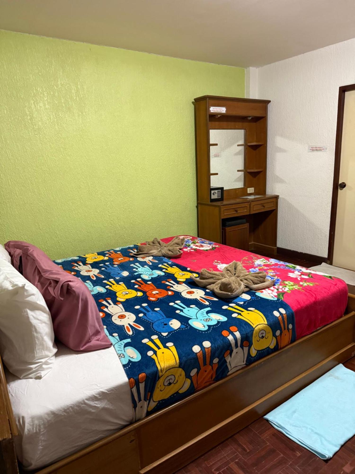 Dikachaya Hostel Чавенг Бийч Екстериор снимка